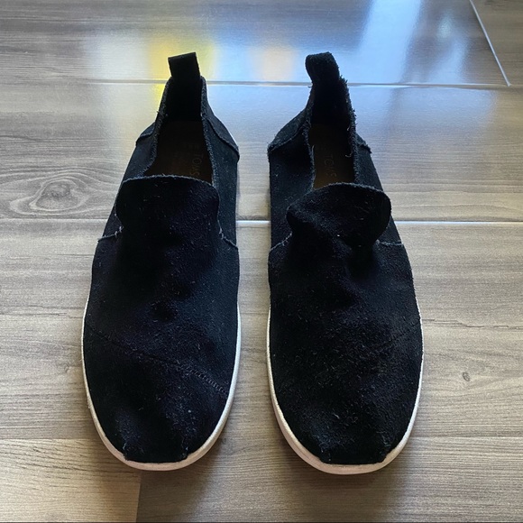 TOMS Men’s Suede Slip-on. - Picture 2 of 6